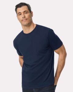 Gildan 980 Unisex Softstyle® Lightweight T-Shirt – Navy (on model)