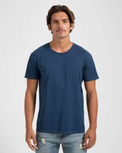 Tultex 1900 Men’s Heritage T-Shirt – True Navy (on model)