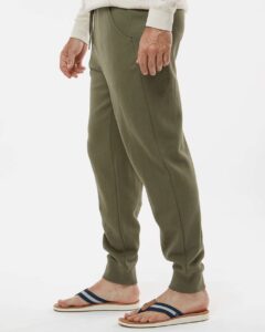Independent Trading Co. IND20PNT Men’s Midweight Fleece Sweatpants – Army (on model side)