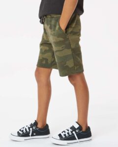 Independent Trading Co. PRM16SRT Youth Lightweight Special Blend Fleece Shorts – Forest Camo Heather (on model side)