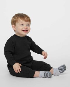 Rabbit Skins 4447 Infant Fleece One-Piece – Black (on model)