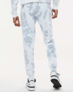 J. America 8884 Unisex Tie-Dyed Fleece Joggers – Grey Tie Dye (on model back)