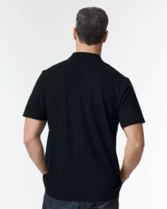Gildan 64800 Unisex Softstyle® Pique Polo – Black (on model back)