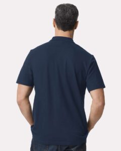 Gildan 64800 Unisex Softstyle® Pique Polo – Navy (on model back)