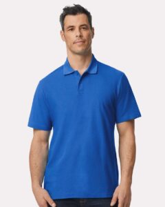Gildan 64800 Unisex Softstyle® Pique Polo – Royal (on model)