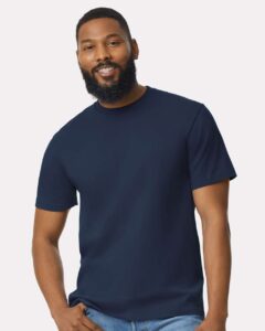 Gildan 65000 Unisex Softstyle® Midweight T-Shirt – Navy (on model)