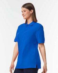 Gildan 85800 Unisex Hammer™ Pique Polo – Royal (on model side)