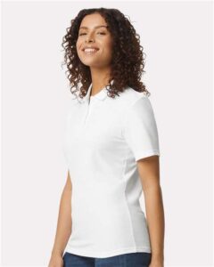 Gildan 64800L Women’s Softstyle® Pique Polo – White (on model side)