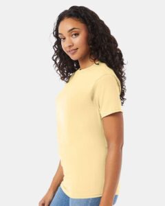 Hanes 5280 Unisex Essential-T T-Shirt – Athletic Gold (on model side)