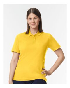 Gildan 64800L Women’s Softstyle® Pique Polo – Daisy (on model)