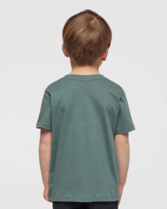 Rabbit Skins 3321 Toddler Fine Jersey Tee – Basil (on model back)