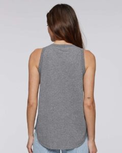 LAT 3592 Women’s Relaxed Fine Jersey Tank – Granite Heather (on model back)