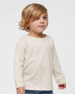Rabbit Skins 3302 Toddler Fine Jersey Long Sleeve Tee – Natural Heather (on model)