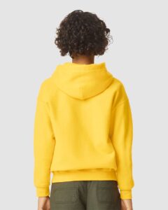 Gildan SF500B Youth Softstyle® Midweight Hooded Sweatshirt – Daisy (on model back)