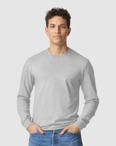 Gildan 64440CVC Unisex Softstyle® CVC Long Sleeve T-Shirt – Cement (on model)