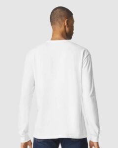 Gildan 64440CVC Unisex Softstyle® CVC Long Sleeve T-Shirt – White (on model back)