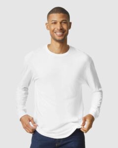 Gildan 64440CVC Unisex Softstyle® CVC Long Sleeve T-Shirt – White (on model)