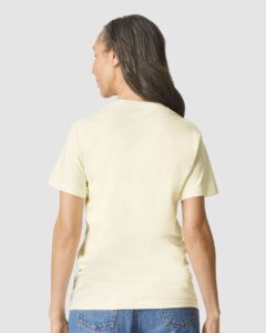 Gildan H000 Unisex Hammer™ T-Shirt – Off White (on model back)