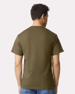 Gildan H000 Unisex Hammer™ T-Shirt – Olive (on model back)