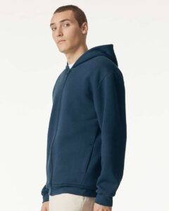 American Apparel RF497 Unisex ReFlex Fleece Full-Zip Hoodie Sweatshirt – Sea Blue (on model side)