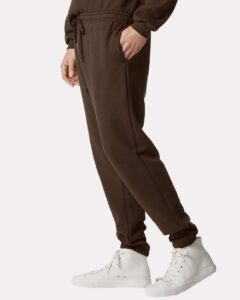 American Apparel RF491 Unisex ReFlex Fleece Sweatpants – Brown (on model side)