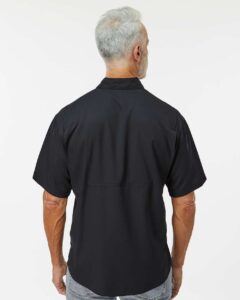 Paragon 700 Men’s Hatteras Performance Short Sleeve Fishing Shirt – Black (on model back)