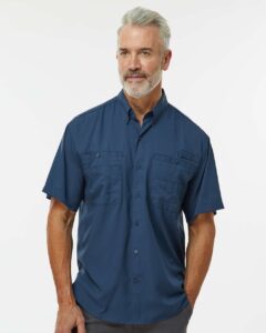 Paragon 700 Men’s Hatteras Performance Short Sleeve Fishing Shirt – Navy (on model)