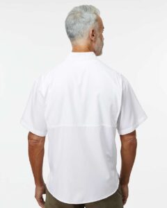 Paragon 700 Men’s Hatteras Performance Short Sleeve Fishing Shirt – White (on model back)