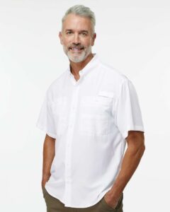 Paragon 700 Men’s Hatteras Performance Short Sleeve Fishing Shirt – White (on model side)