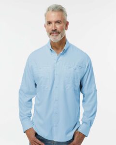 Paragon 702 Men’s Kitty Hawk Performance Fishing Shirt – Blue Mist (on model)