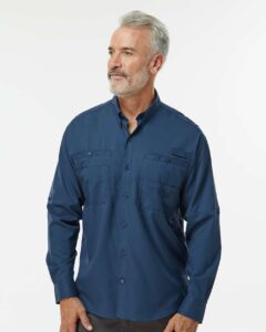 Paragon 702 Men’s Kitty Hawk Performance Fishing Shirt – Navy (on model)