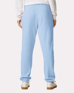 Comfort Colors 1469 Unisex Garment-Dyed Lightweight Sweatpants – Hydrangea (on model back)