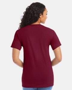 Hanes 5280 Unisex Essential-T T-Shirt – Athletic Cardinal (on model back)