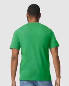 Gildan 65000 Unisex Softstyle® Midweight T-Shirt – Irish Green (on model back)