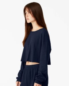 BELLA + CANVAS 6501 Women’s FWD Fashion Crop Long Sleeve Tee – Navy (on model side)