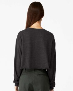 BELLA + CANVAS 6501 Women’s FWD Fashion Crop Long Sleeve Tee – Dark Grey Heather (on model back)