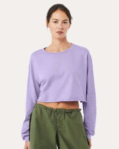 BELLA + CANVAS 6501 Women’s FWD Fashion Crop Long Sleeve Tee – Dark Lavender (on model)