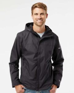 Columbia 212480 Men’s Watertight™ II Rain Jacket – Black (on model)