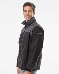 Columbia 212476 Men’s Glennaker Lake™ II Rain Jacket – Black/ City Grey (on model side)