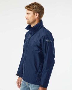 Columbia 212476 Men’s Glennaker Lake™ II Rain Jacket – Collegiate Navy (on model side)