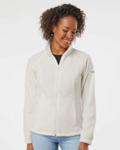 Columbia 212470 Women’s Benton Springs™ Fleece Full-Zip Jacket – Chalk (on model)