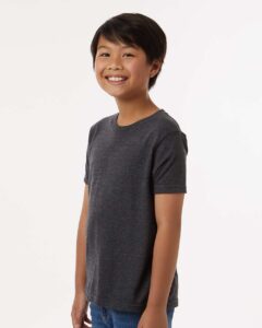 Tultex 235 Youth Fine Jersey T-Shirt – Heather Graphite (on model side)
