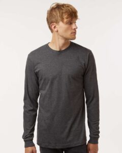 Tultex 202LS Unisex Fine Jersey Long Sleeve T-Shirt – Heather Charcoal (on model)