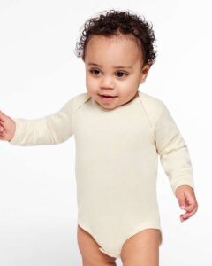 Rabbit Skins 4421 Infant Fine Jersey Long Sleeve Bodysuit – Natural (on model)