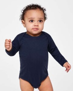 Rabbit Skins 4421 Infant Fine Jersey Long Sleeve Bodysuit – Navy (on model)