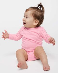 Rabbit Skins 4421 Infant Fine Jersey Long Sleeve Bodysuit – Pink (on model)