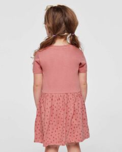 Rabbit Skins 5333 Toddler Fine Jersey Dress – Mauvelous/ Mauvelous Spot (on model back)