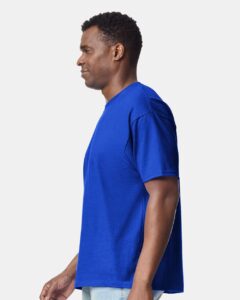 Gildan 75000 Unisex Hammer™ Maxweight T-Shirt – Deep Royal (on model side)
