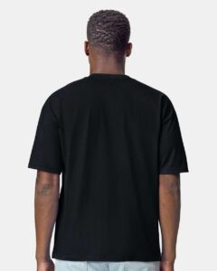 Gildan 75000 Unisex Hammer™ Maxweight T-Shirt – Pitch Black (on model back)
