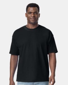 Gildan 75000 Unisex Hammer™ Maxweight T-Shirt – Pitch Black (on model)